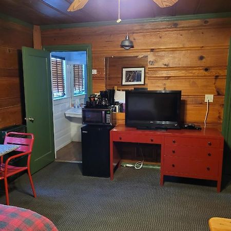 Shaver Lake Village Hotel Eksteriør bilde