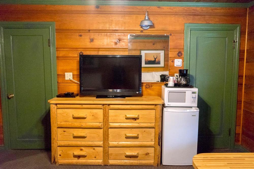 Shaver Lake Village Hotel Eksteriør bilde