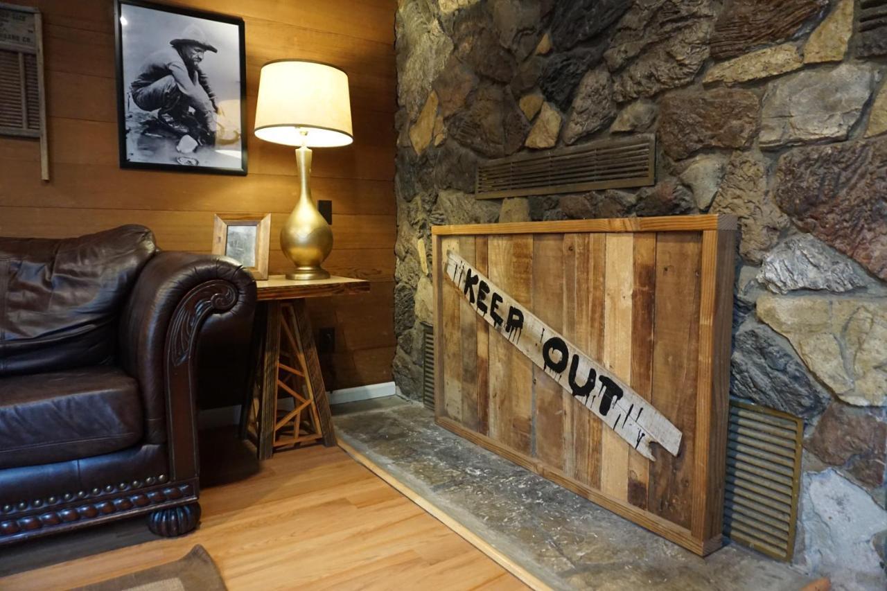Shaver Lake Village Hotel Eksteriør bilde